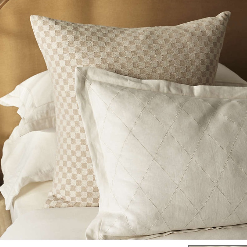 Crate and Barrel